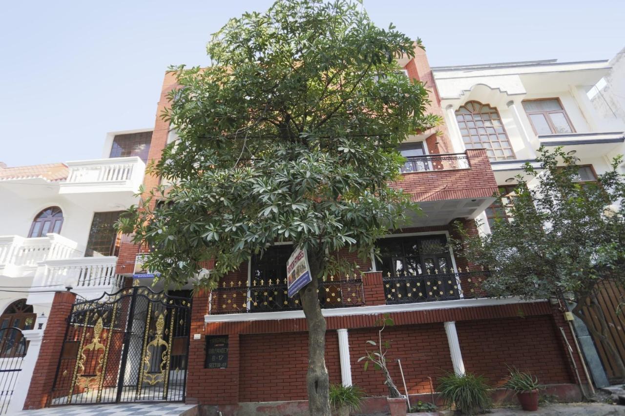 Hotel Flagship 13641 Elgin Terrace à Alīpur Extérieur photo
