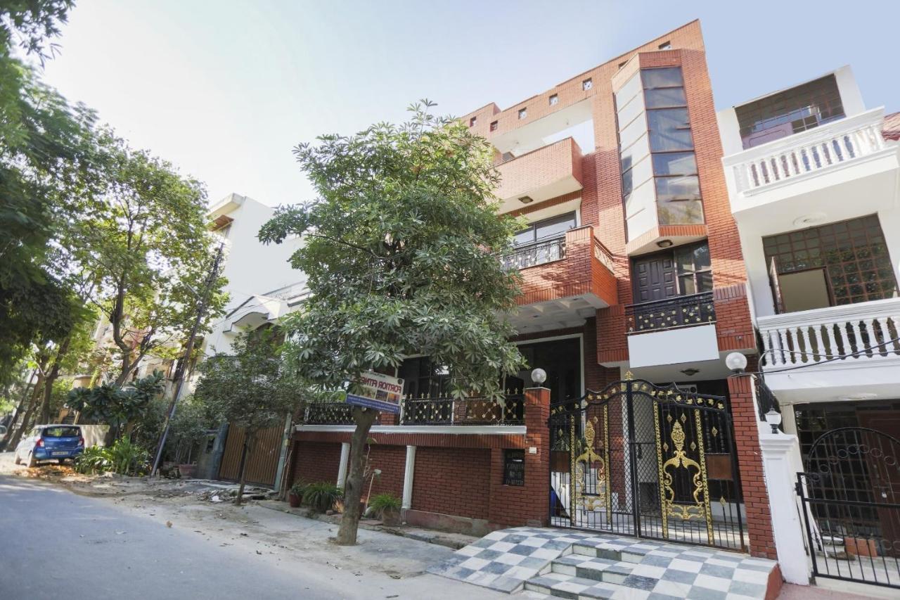 Hotel Flagship 13641 Elgin Terrace à Alīpur Extérieur photo