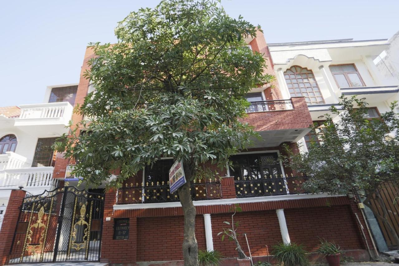 Hotel Flagship 13641 Elgin Terrace à Alīpur Extérieur photo